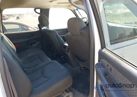 2004 Chevrolet Avalanche 1500 z USA, uszkodzony, nr VIN 3GNEK12T54G307783